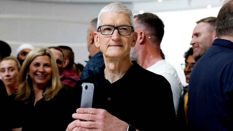 Apple plans to lease iPhones for $17.99 a month through Klarna deal