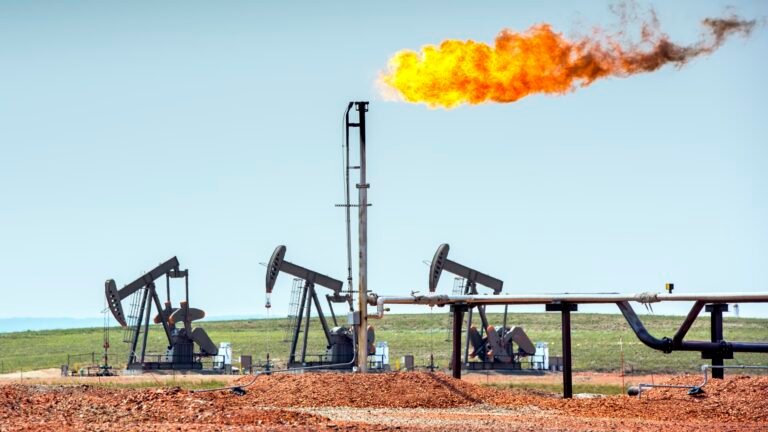 Oil jumps above $92 mark amid escalation of U.S.-Iran war