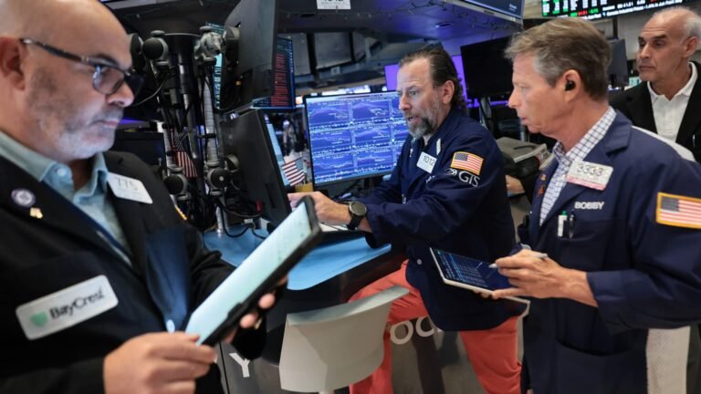 Janus Henderson’s McManus says investors eye overseas stocks