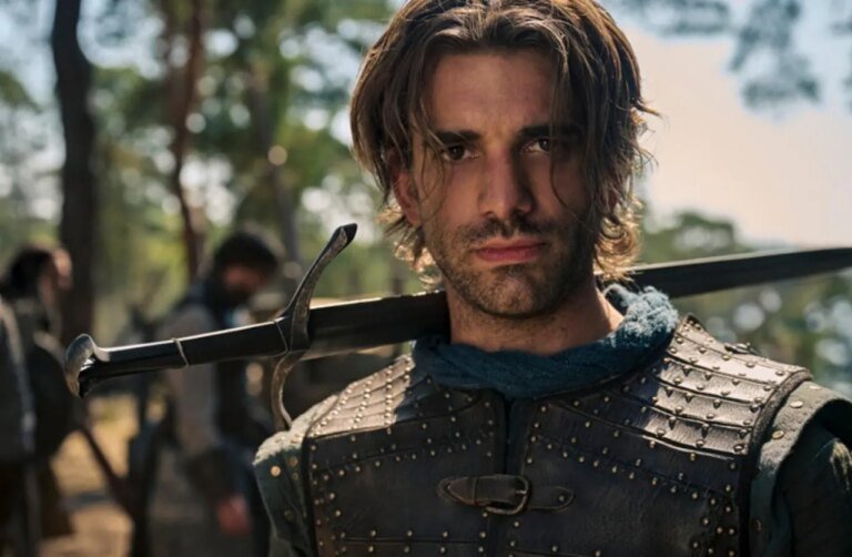 What’s Up With This ‘Rings Of Power’ Season 3 Sword?