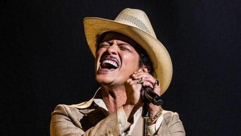 Bruno Mars Ties One Of The Biggest Hits In R&B History