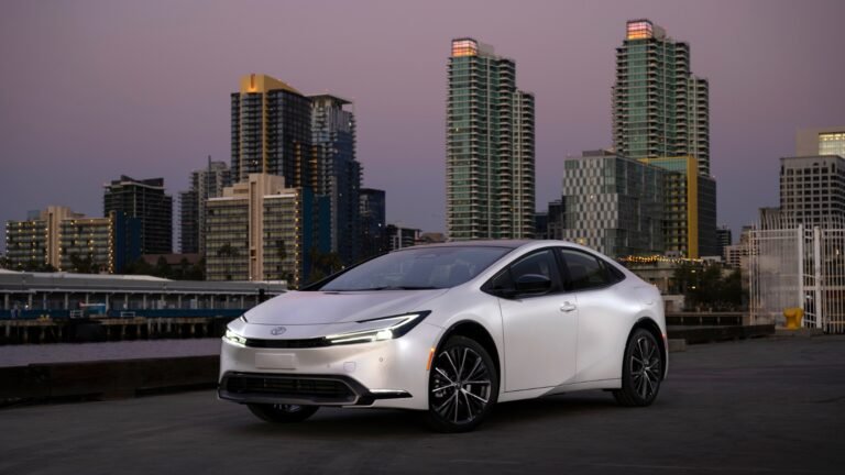 4 Best Cars for Retirees To Cut Gas Costs