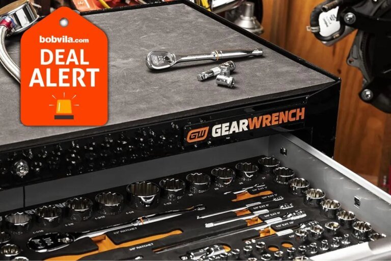 Amazon is Clearing Out Mechanic Sets—Save Up to 50% Off