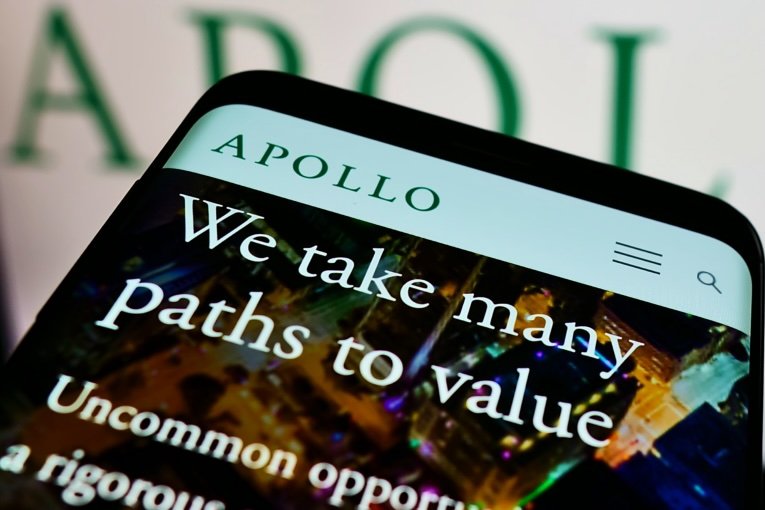 Apollo challenges Wall Street banks as lending volumes top $300bn