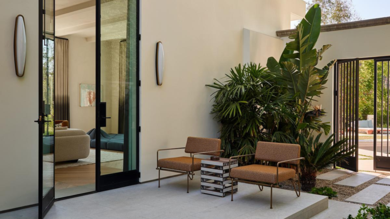 3 Materials Making Your Garden Feel Hotter in Hot Weather