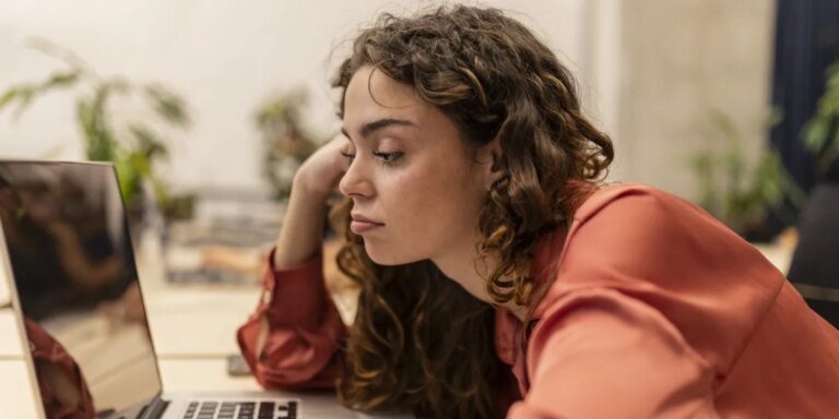 Despite making over $135K, 1 in 5 high-earners feel ‘depressed’ when thinking about their finances