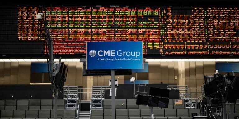 Traders are getting a new tool to wager on the biggest U.S. stocks