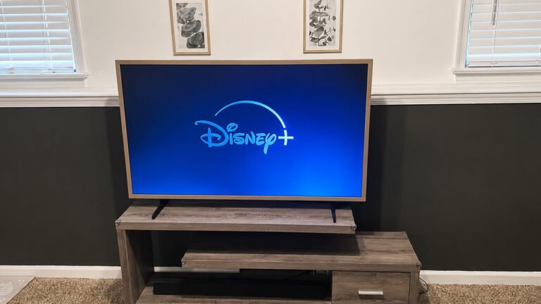 Hisense S7SG CanvasTV Review: It Belongs in My Living Room