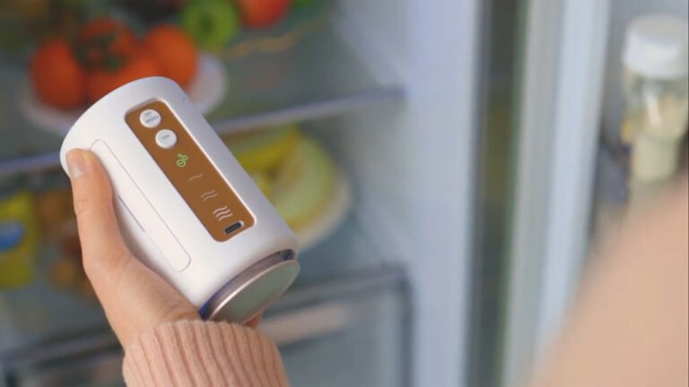 Jetro Fridge Purifier Eliminates Odor, Extends Food Freshness