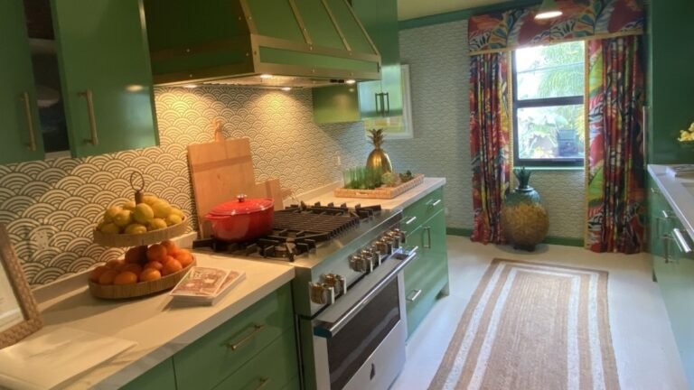 Not Every Modern Kitchen Started With White Cabinets