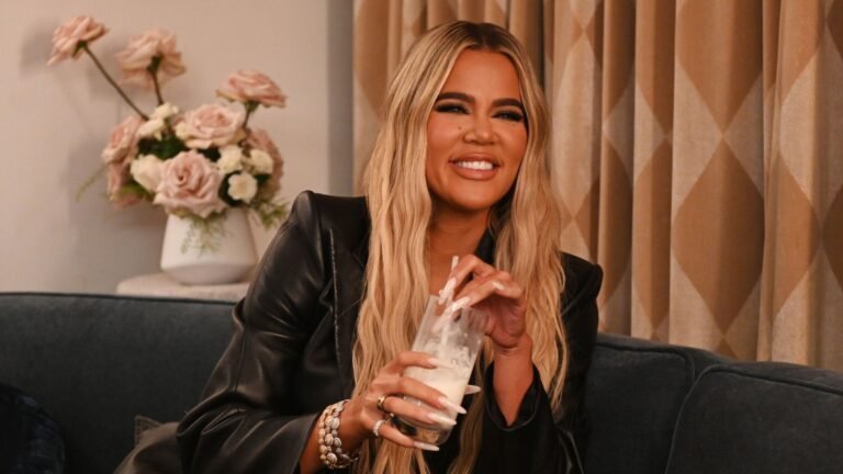 Khloé Kardashian’s Living Room Turns Lighting Into an Art Form