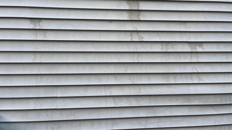 Pressure Washing Left Strange Streaks on Vinyl Siding
