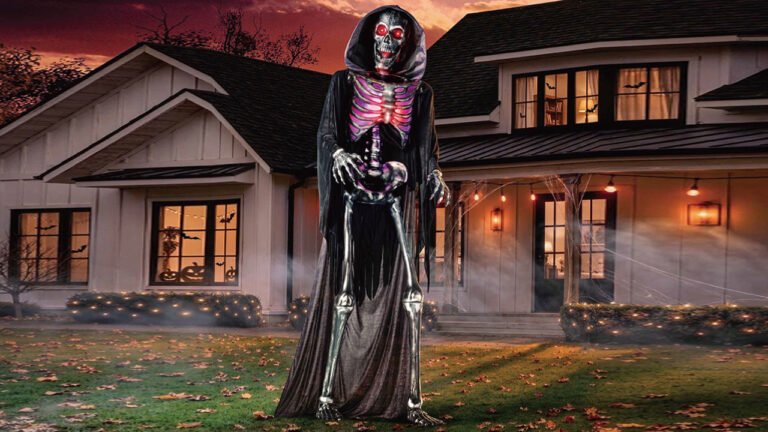 Sam’s Club Animated Towering Reaper is Cheaper Than Skelly