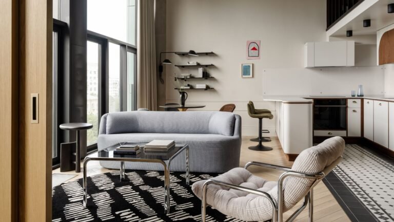 From Warehouse to Duplex — Inside a Dual-Mood Moscow Home