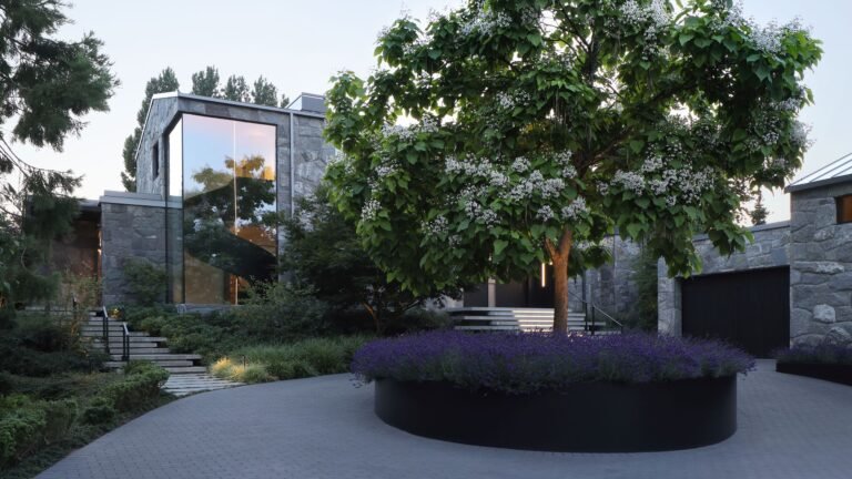 5 Mistakes That Hurt Your Home’s Curb Appeal and Annoy Neighbors