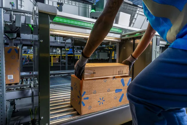 Walmart bets on AI and digital twins to shape its supply chain strategy