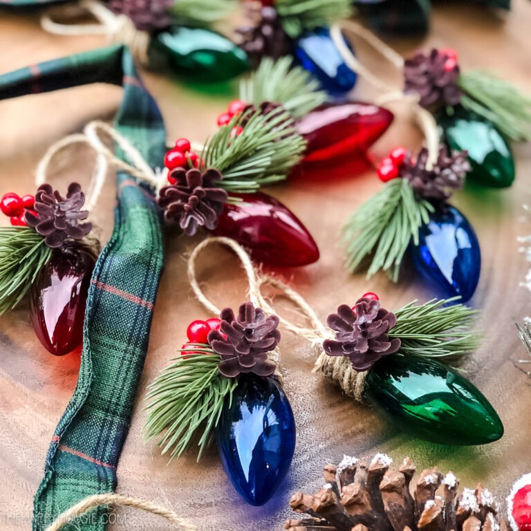 Easy DIY Christmas Ornament Ideas