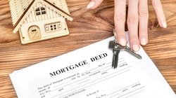 5 Things to Know Before Adding Someone to the Deed