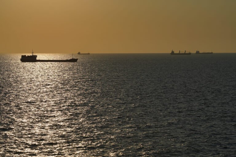 US, Iran Each Attack Infrastructure in Risky Escalation of Conflict