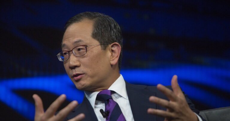 Private equity dealmakers are shunning big firms to go it alone
