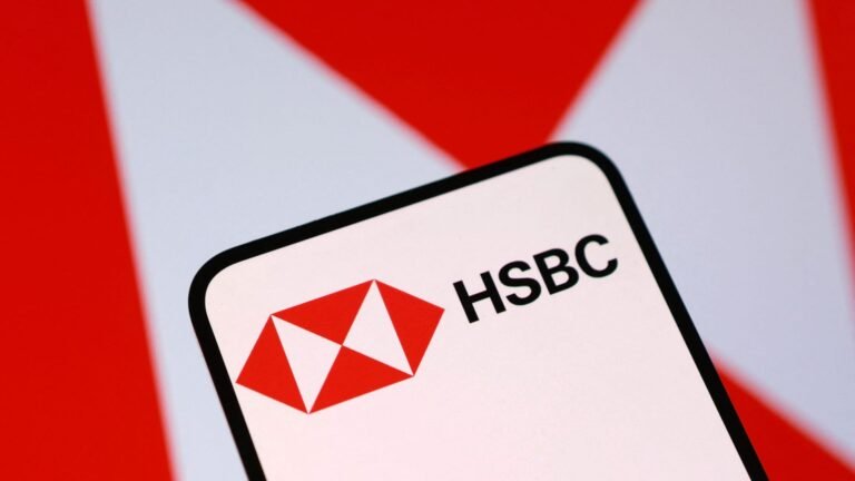HSBC profit beats estimates on higher net interest income and fees