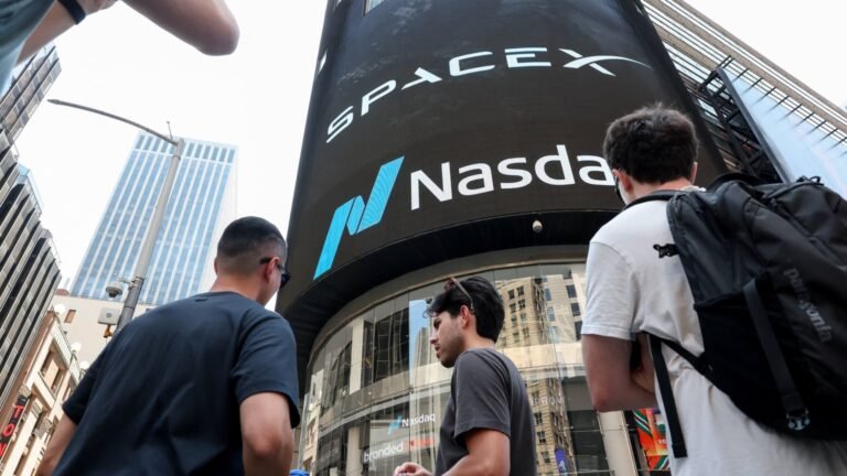 SpaceX’s post-IPO plunge sets tense backdrop for first earnings report