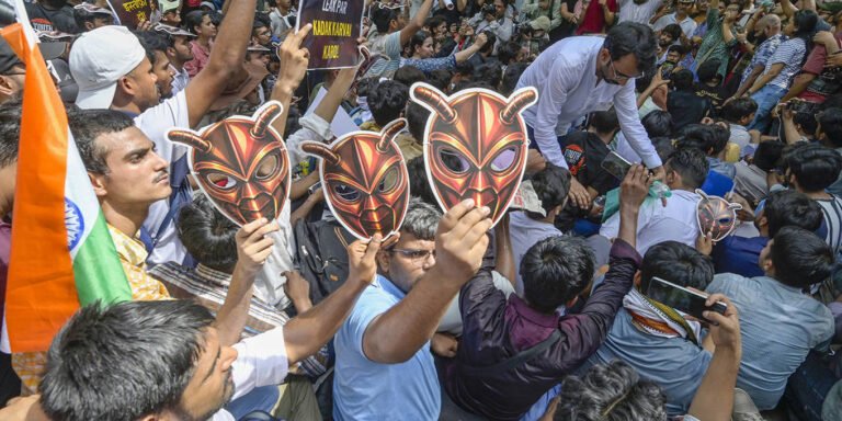 The Triumph of India’s Cockroaches by Shashi Tharoor