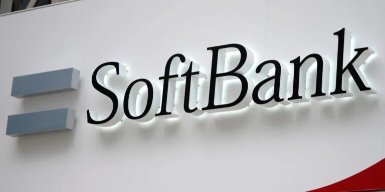 SoftBank profits drop 18%, stock falls 4% in Tokyo