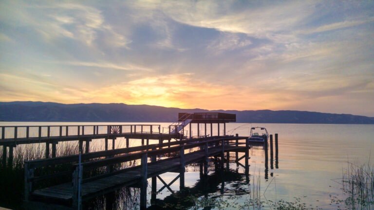 Lake Towns To Retire Comfortably on $2,500