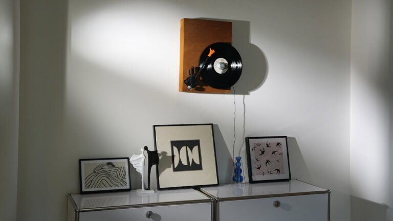 This Vinyl Player Mounts to Your Wall, Serves as Visual Centerpiece
