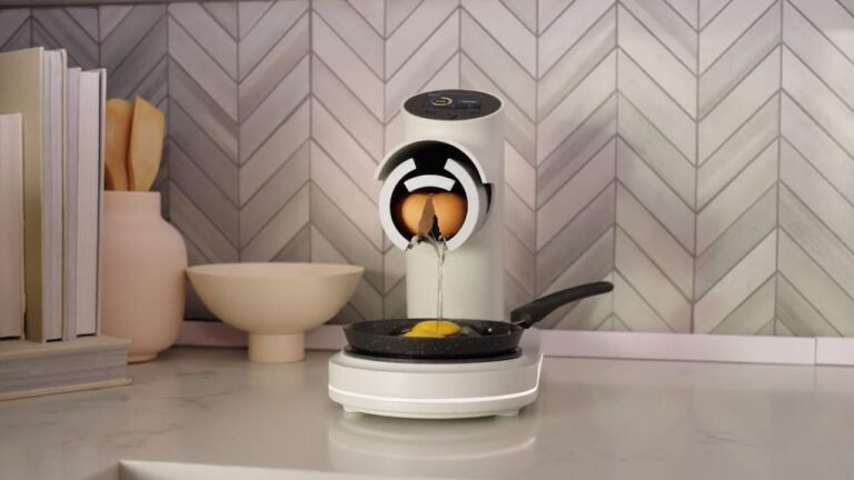 This $200 Kitchen Robot Cracks and Cooks Your Eggs for You
