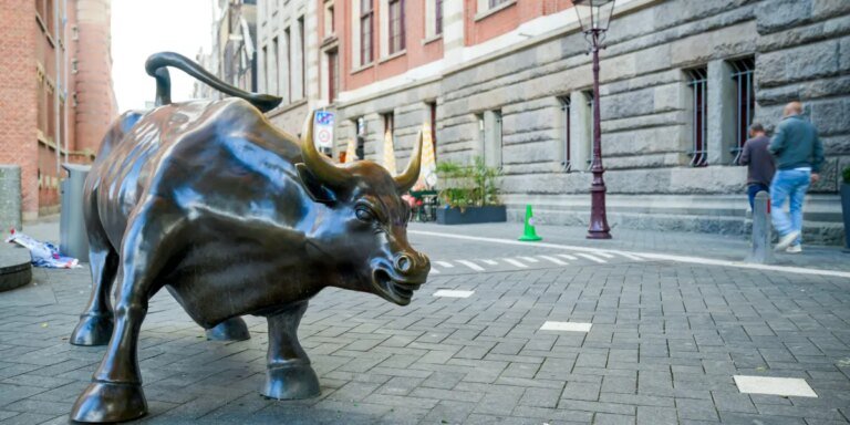 Europe’s hot stock markets are creating a buzz among investors
