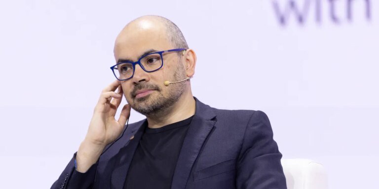 Behind the exit of DeepMind’s CEO: low morale, a talent exodus, and model delays