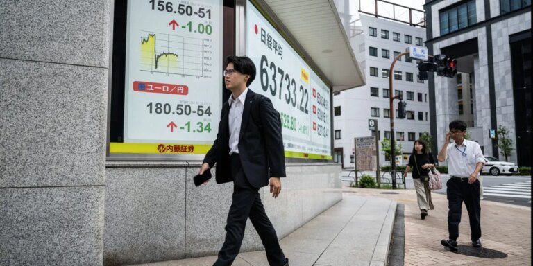 Yen rises amid speculation of more intervention after U.S. support