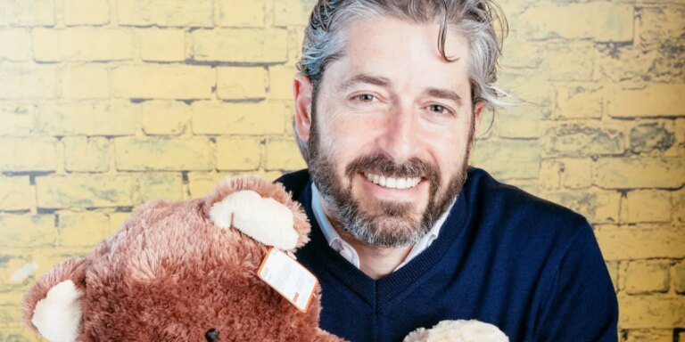 Cofounder of $2 billion toy giant Spin Master says the best time to start a business is in your 20s