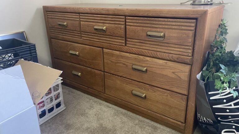She Pulled Her 90s Teen Bedroom Dresser Out of Her Parents’ Attic and Gave It a Split-Color Makeover