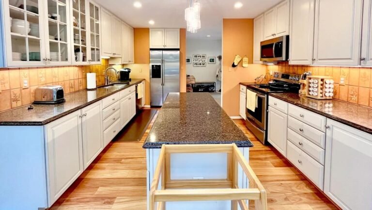 This 1990s Kitchen Looks Completely Different Without Changing the Layout