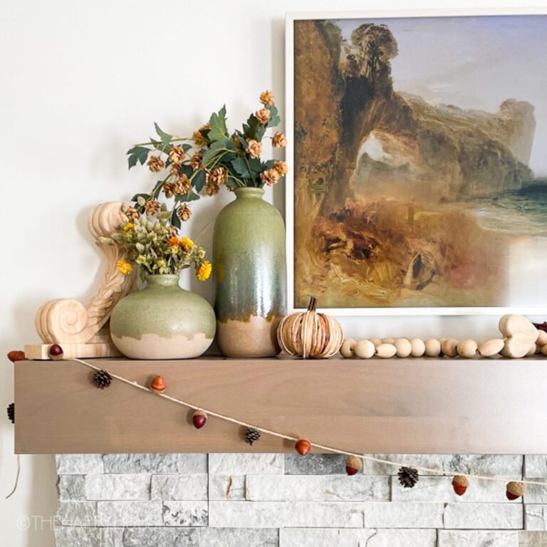 Simple Fall Mantel Decor Ideas