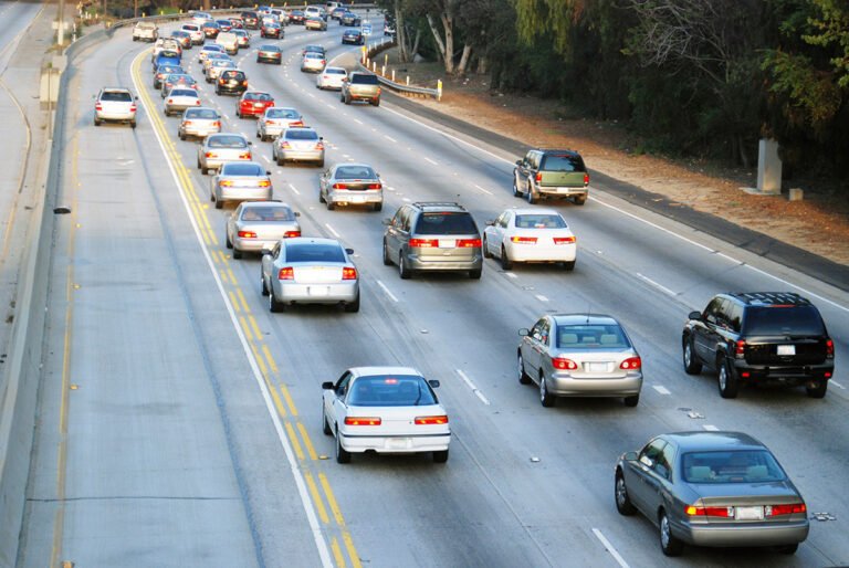 Republican Senators Propose Repealing California Emissions Rules