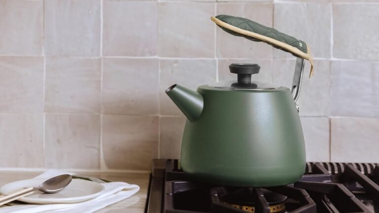 Made In’s Non-Toxic Kettle Is The Perfect Pick for Cozy Season