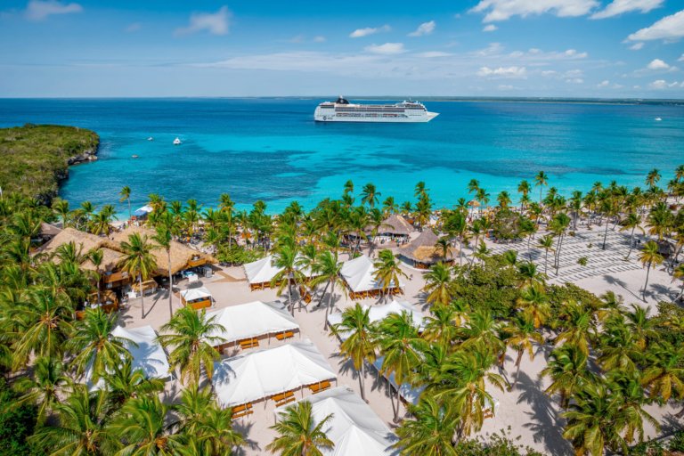 This Major Cruise Line Just Revealed a New Caribbean Beach Destination