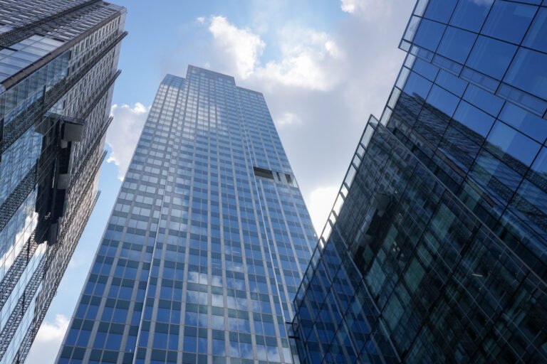 French Insurer AXA’s Profit Rises 2% as Expected, Confident on Outlook