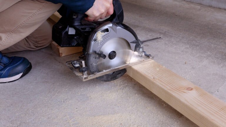 Build A Cozy Porch Swing With 2x4s: Simple DIY