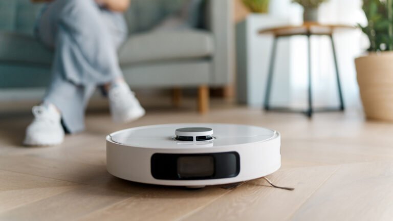 You Might Not Be Able To Get New Robot Vacuums After Recent US Ban