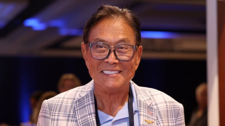 Robert Kiyosaki: ‘Losers’ Do This With Money