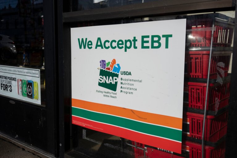 Residents in These 20 States Depend Most on Food Stamps