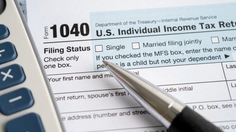 Seniors: Surprising Tax Breaks for Refunds