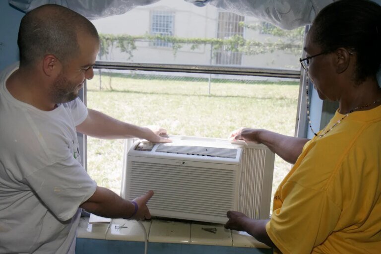 Tips for Installing a Window Air Conditioner